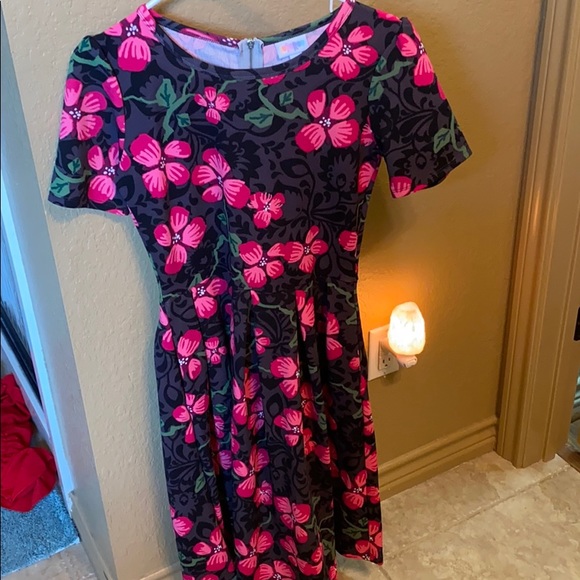 LuLaRoe Dresses & Skirts - Lularoe Amelia